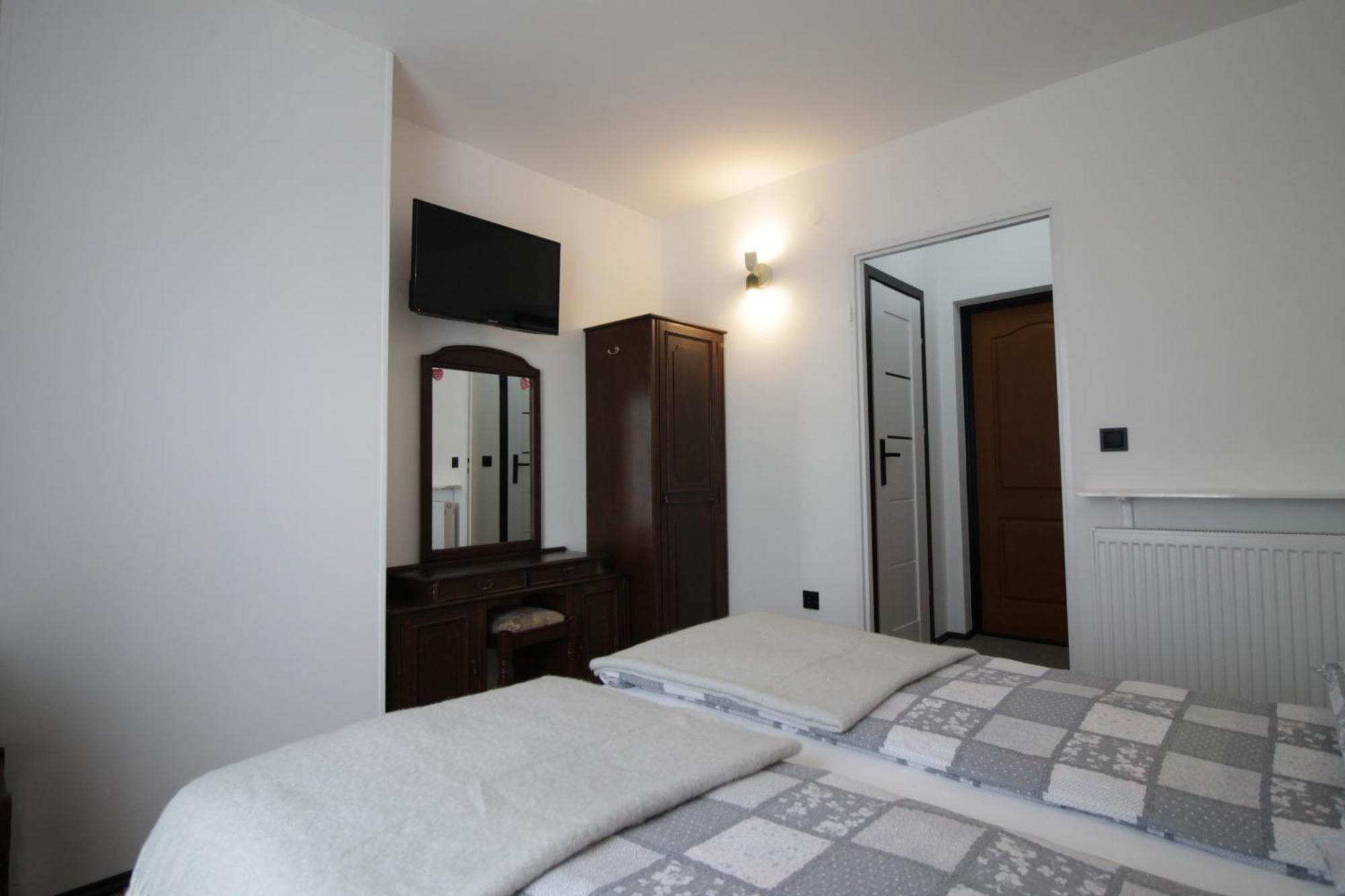 Motel Na Zbojeckiej Skawa Bagian luar foto